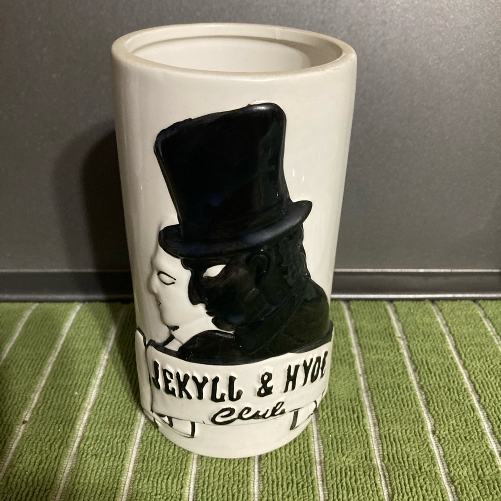Jekyll & Hyde from NYC restaurant